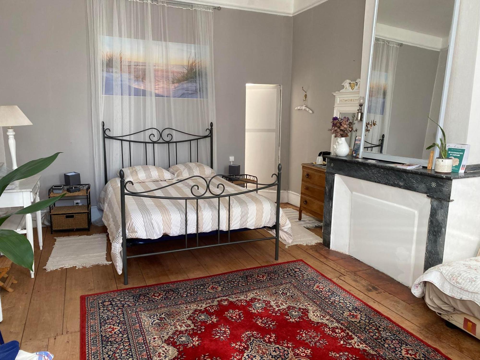 Au Jardin Bed and Breakfast Moissac Exteriör bild